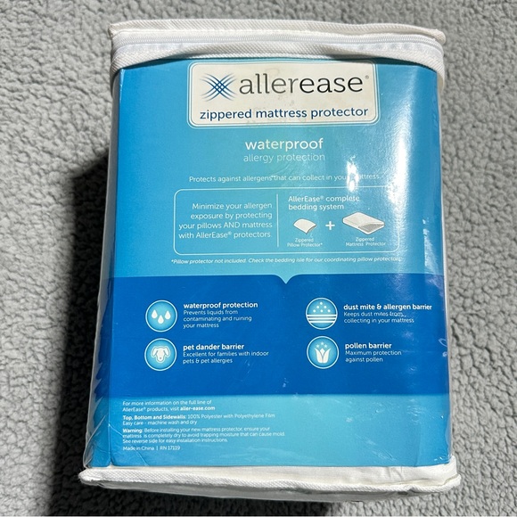 👉 Allerease Zippered Mattress Protector - White - Picture 2 of 3